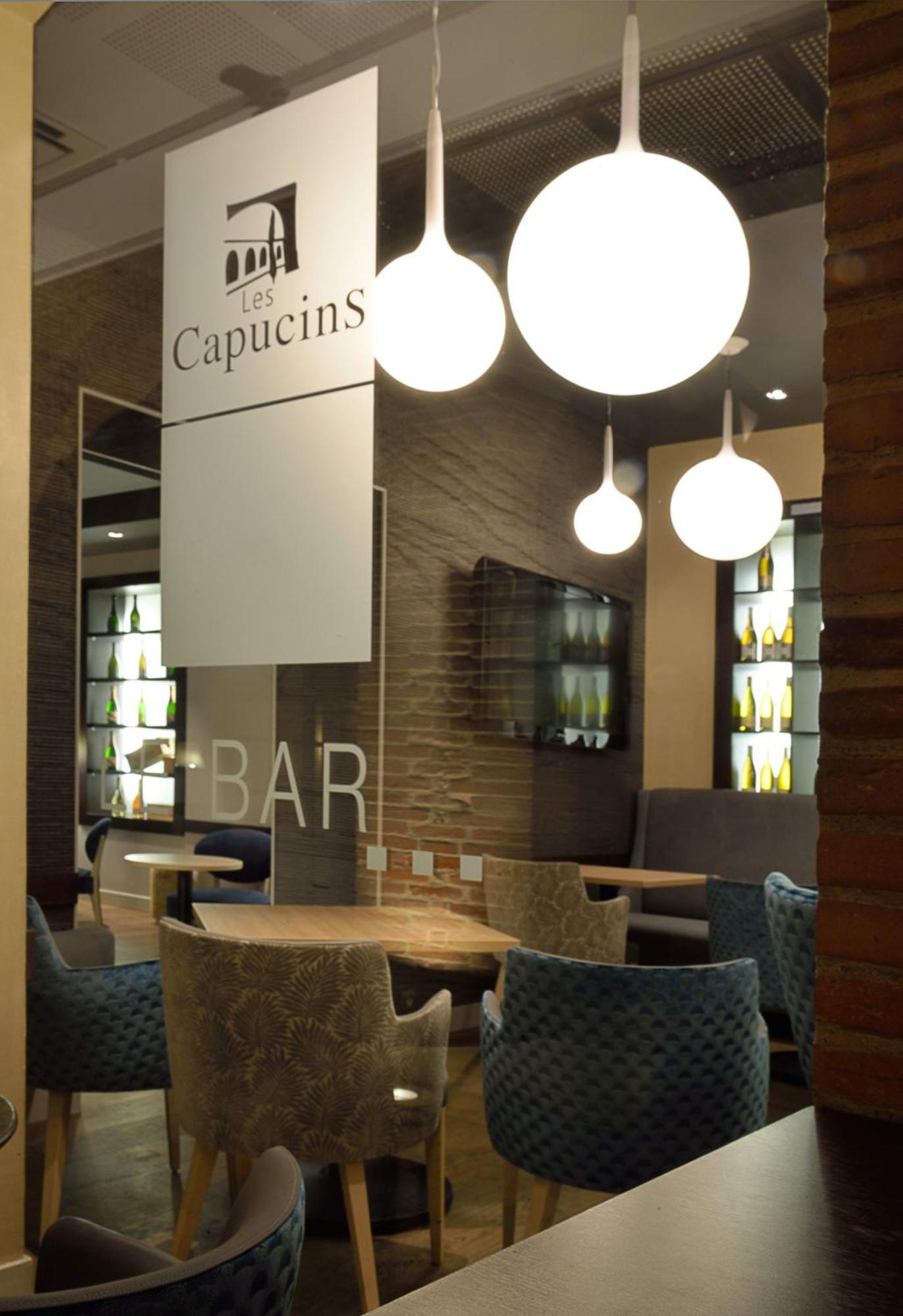 Dali Hotel Montauban Buitenkant foto