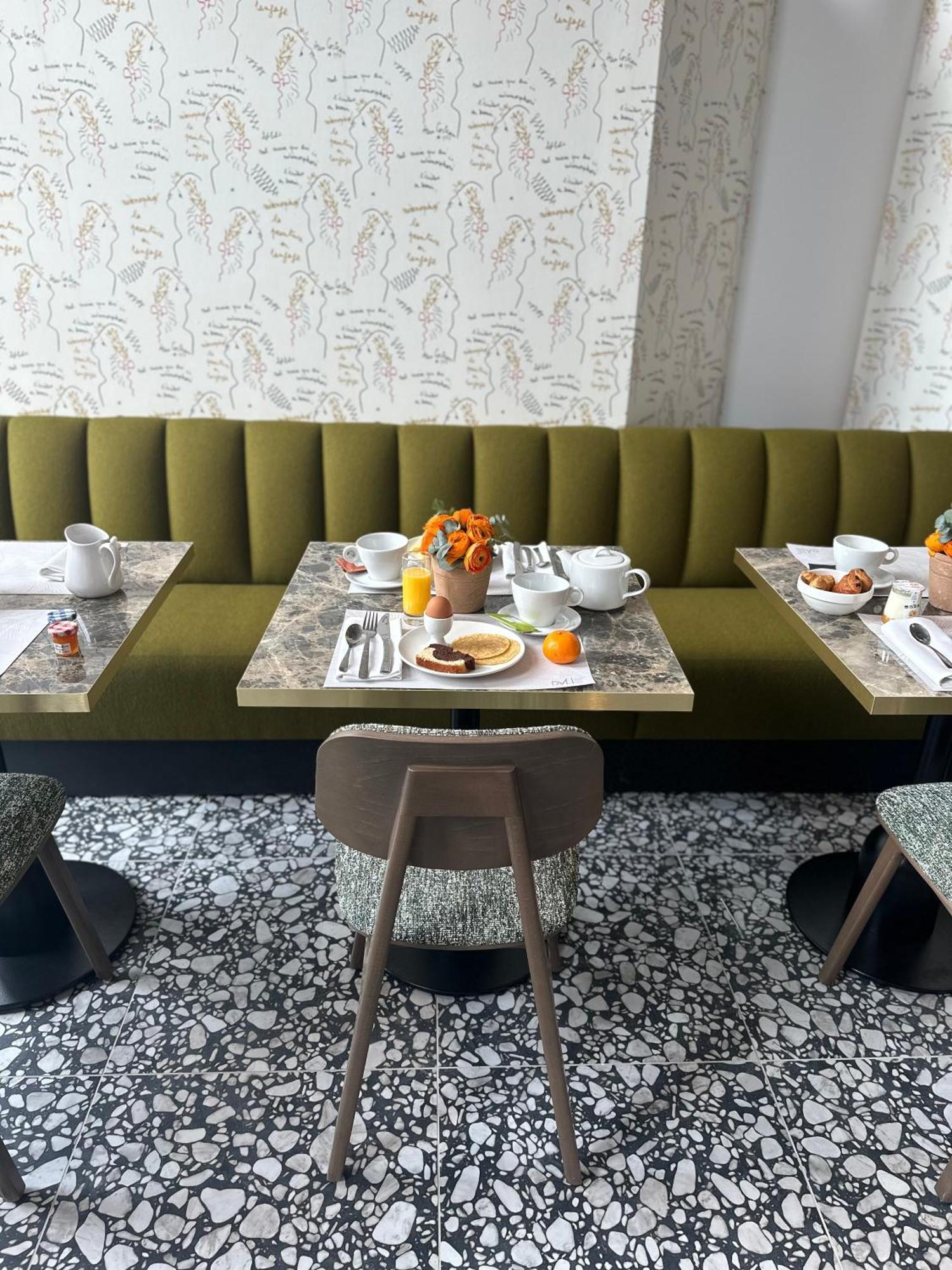 Dali Hotel Montauban Buitenkant foto