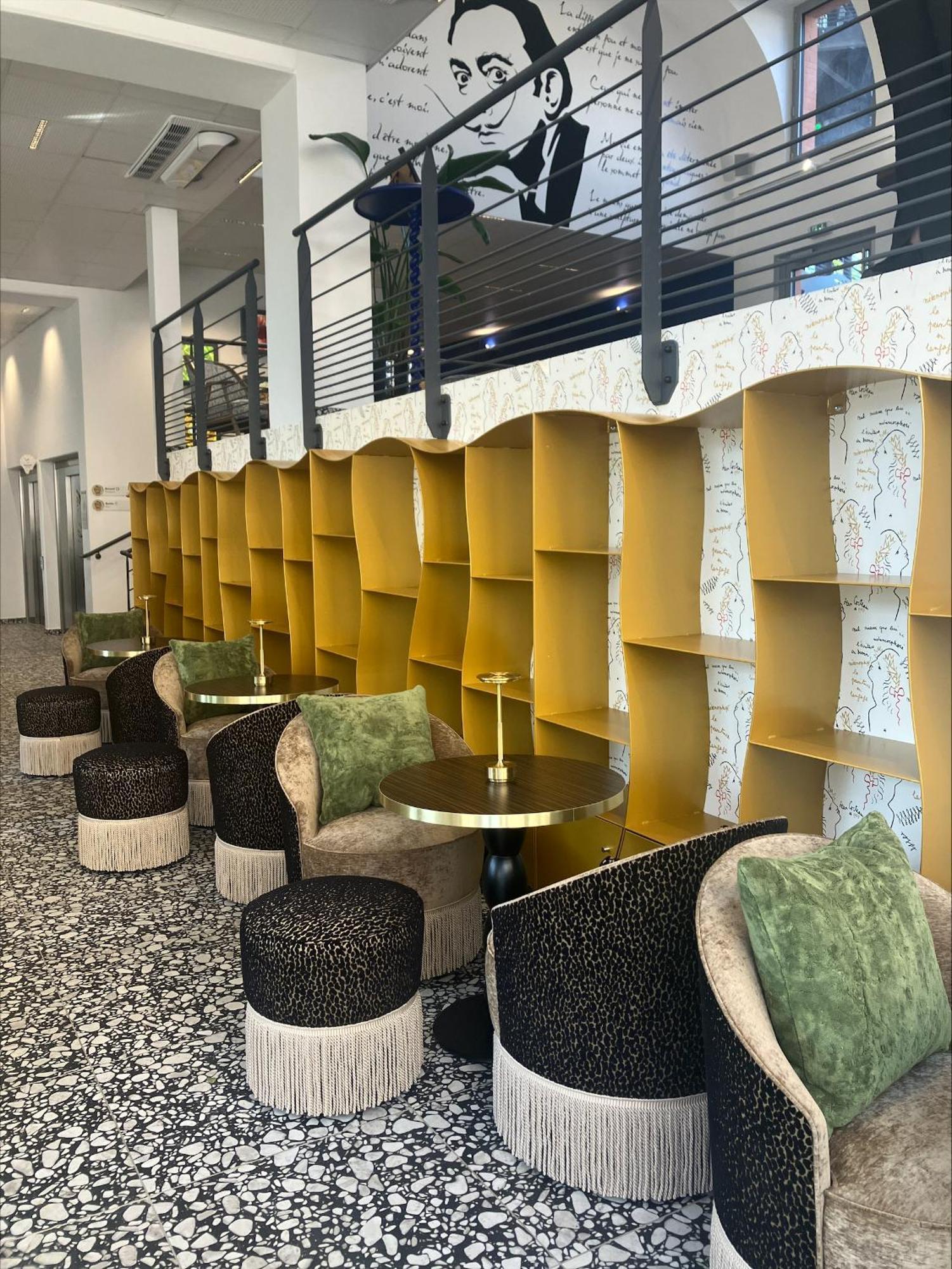Dali Hotel Montauban Buitenkant foto
