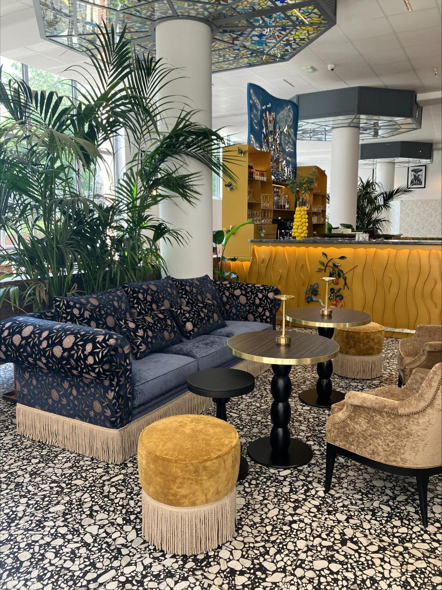 Dali Hotel Montauban Buitenkant foto